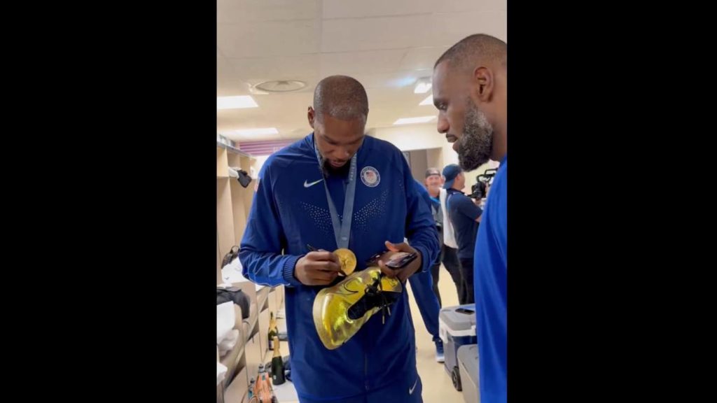 Team USA Men’s Basketball Team Signing Autographs for Each Other Was So Special 