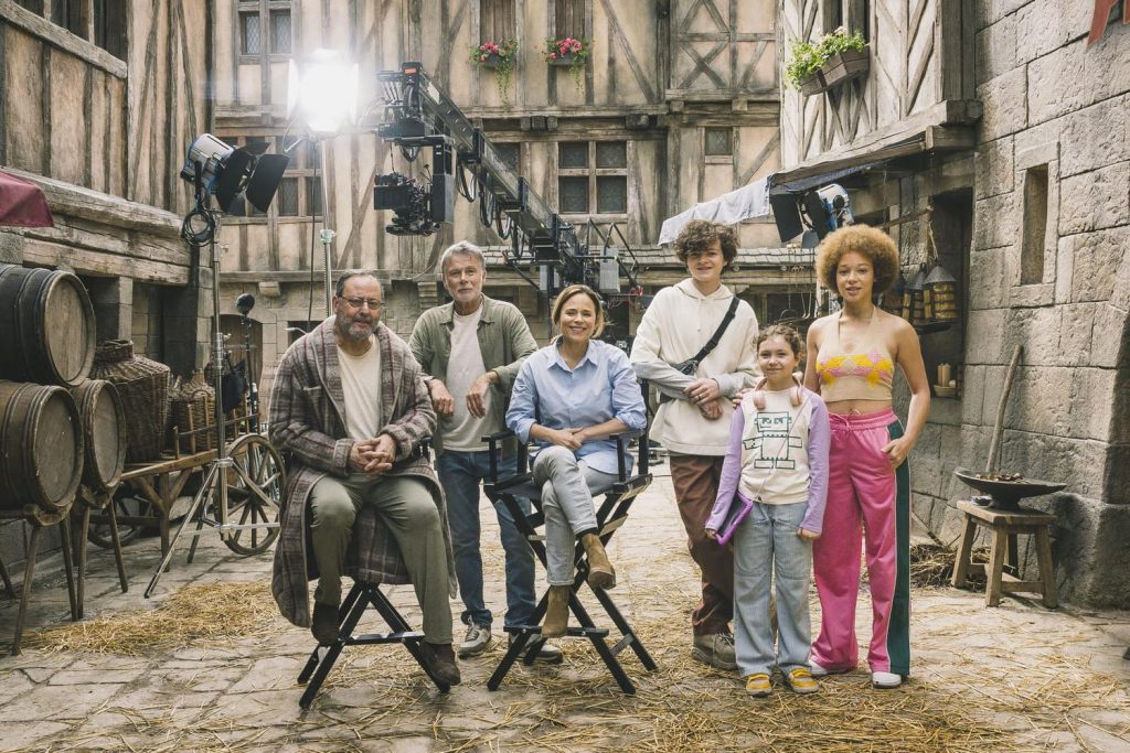 Loups-Garous : faut-il voir le nouveau film Netflix adapté du jeu de société culte ?