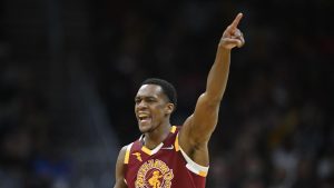 Rajon Rondo, Pondering Coaching Career, to Join Bucks in Unspecified Role This Season