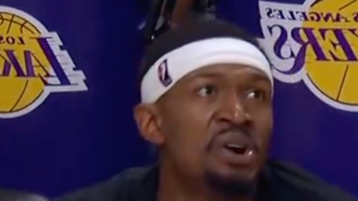 Freddie Freeman's Dodgers Walk-Off Led to Priceless Reactions During Lakers-Suns Game