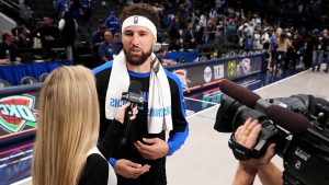 Klay Thompson Had Very On-Brand Reaction to Breaking Record in Mavericks Debut