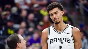 Victor Wembanyama Pulled Off a No-Look Block vs. Jazz