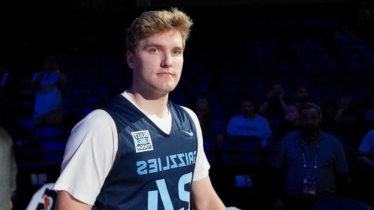 Grizzlies' Cam Spencer Guards Warriors' Pat Spencer in Brothers' First NBA Meeting