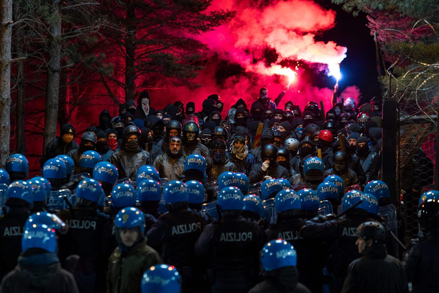 Si vous aimez Gomorra, vous aimerez cette nouvelle série policière italienne sur Netflix