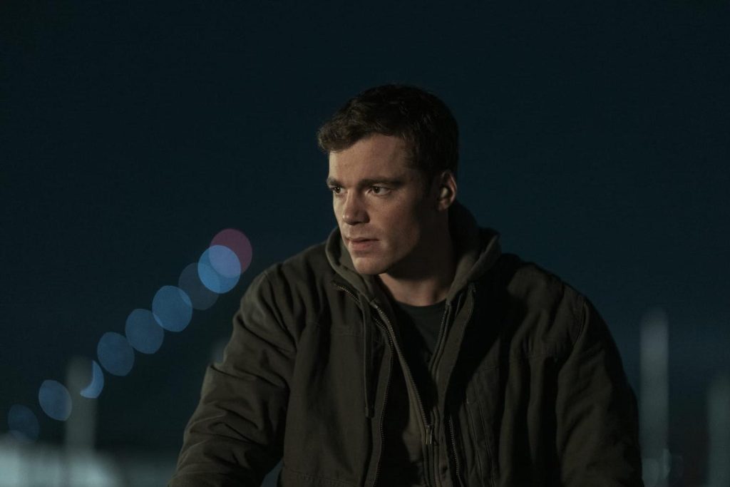 
                                                The Night Agent : une saison 3 est-elle déjà prévue sur Netflix ?                    