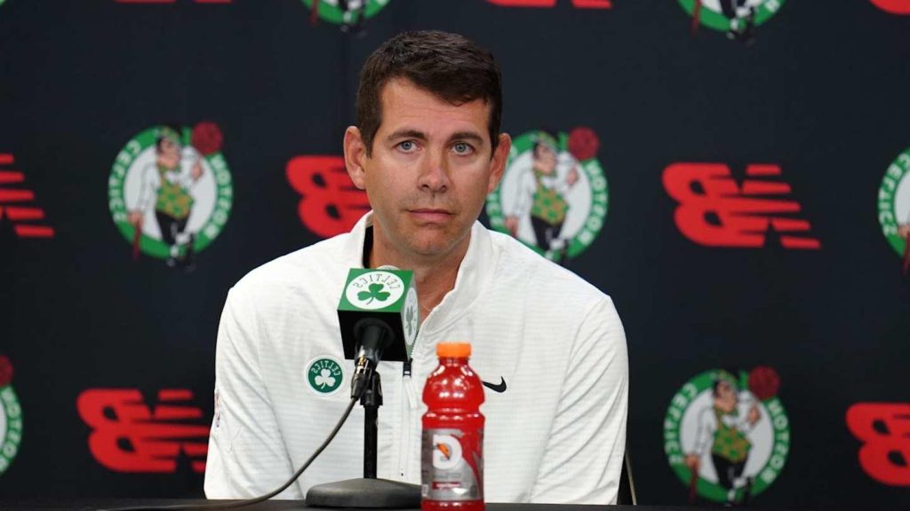 Brad Stevens Gives Statement on Indiana Head Coaching Rumors 