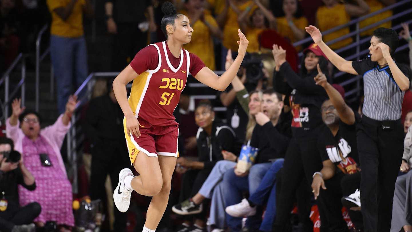 LeBron James Had Three-Word Message for JuJu Watkins After Historic Performance