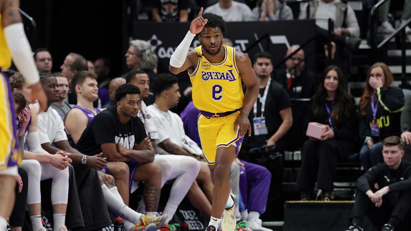 Bronny James Greeted With Loud Boos From Nuggets Fans Upon Checking Into Game