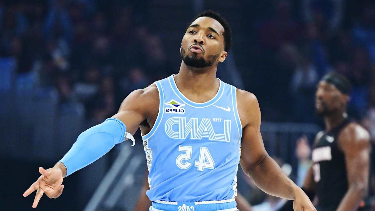 Cavaliers Top Heat to Become First NBA Team to Clinch 2025 Playoff Berth