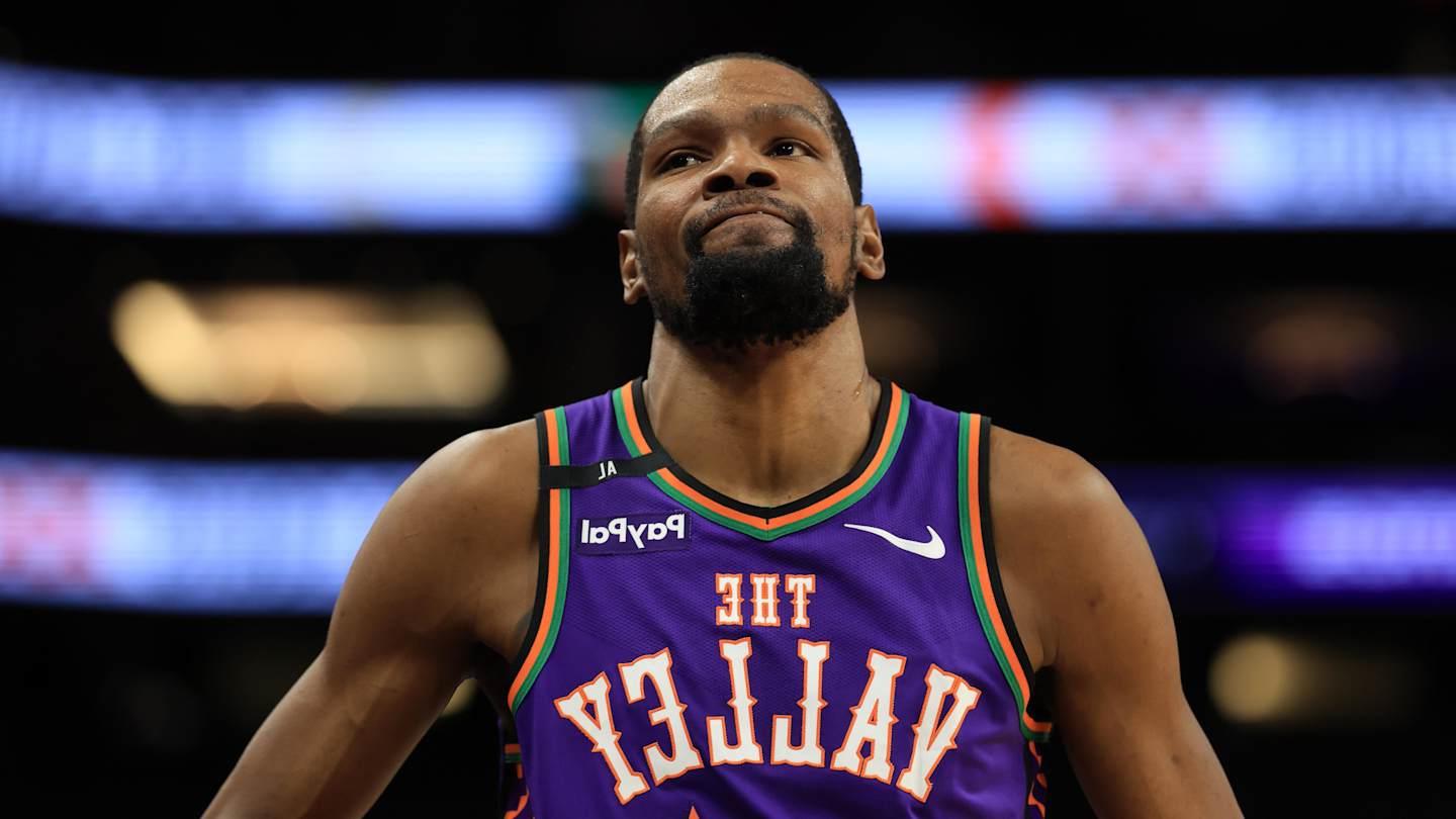 Teenage Kevin Durant Had Petty Way to Make His Dad Pay for Beating Him in 1-on-1