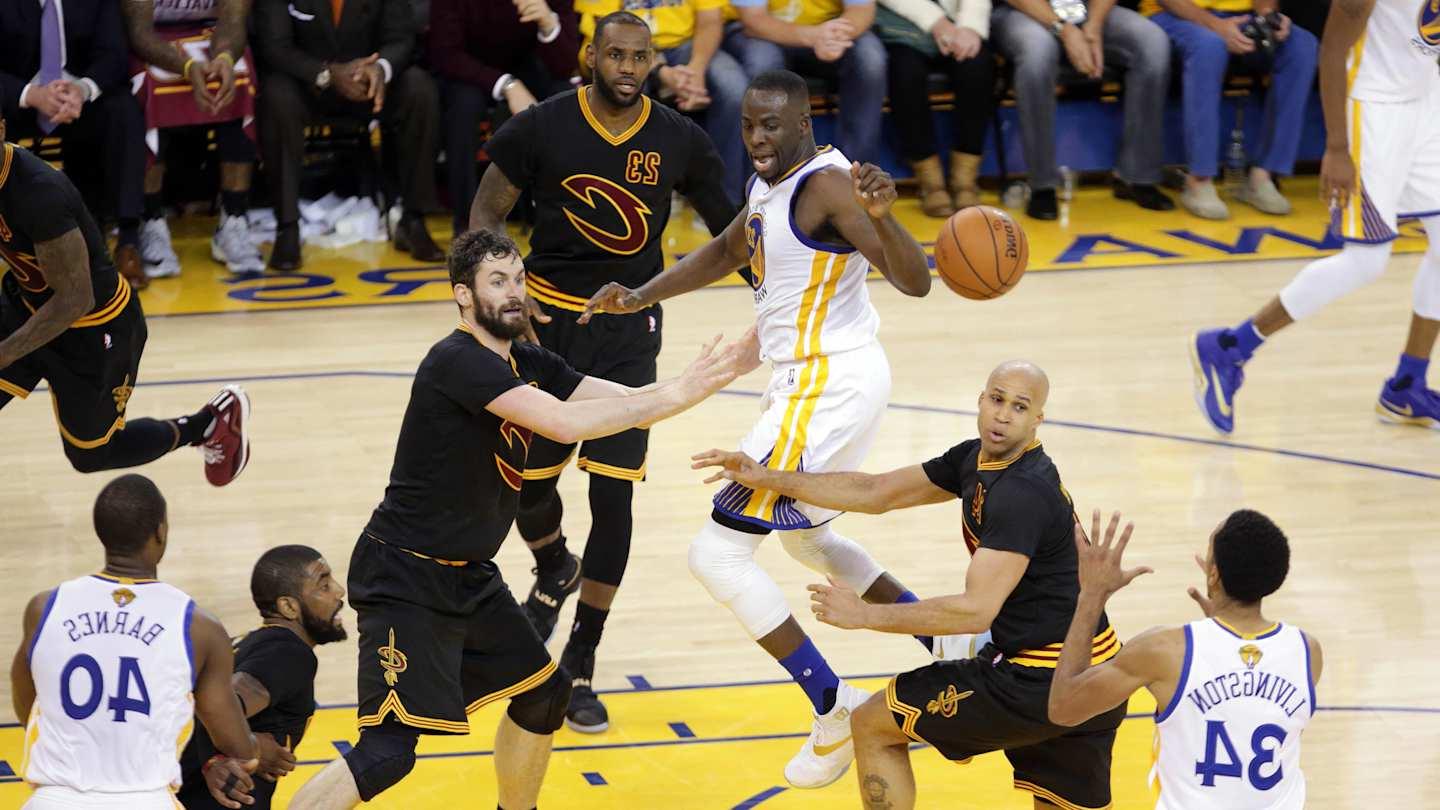 Richard Jefferson Was Adorably Mobbed by Former Teammates Ahead of Calling Heat-Cavs