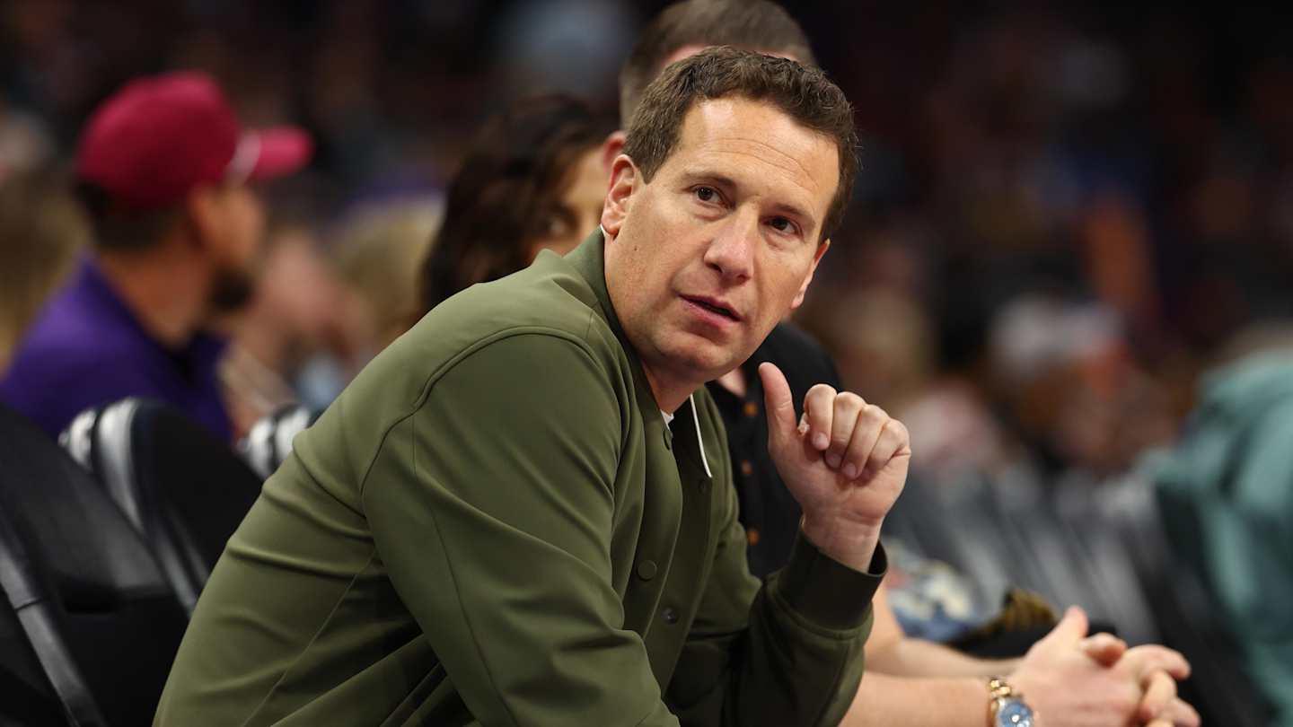 Suns Owner Makes Staunch Promise to Fans After Disappointing Season