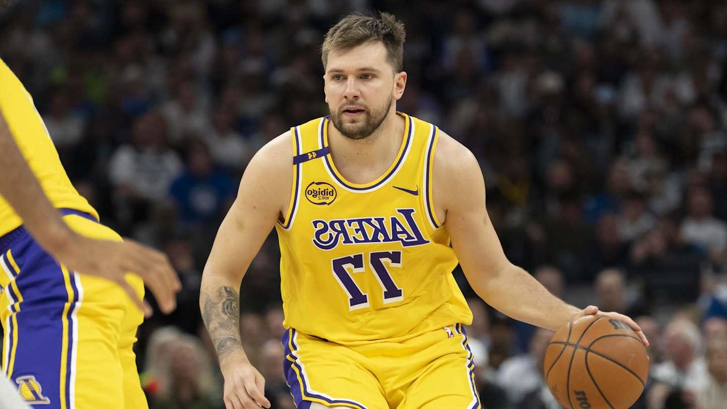 Luka Doncic Reportedly Playing Through Stomach Bug in Game 3 vs. Timberwolves