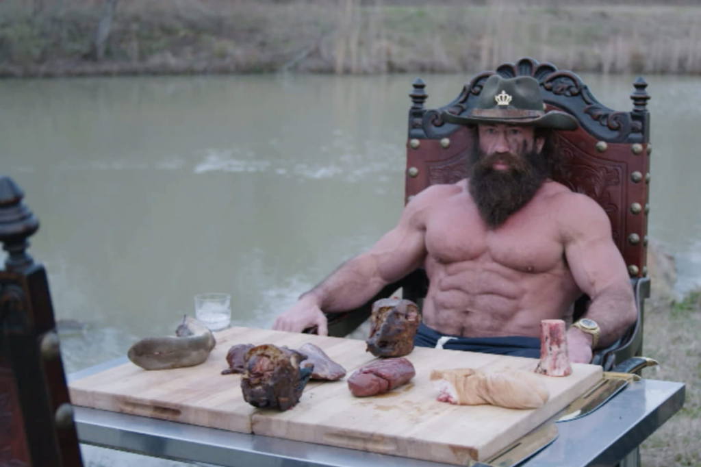 L'envers du sport, la vérité crue sur le Liver King : Netflix révèle les secrets et mensonges de l'influenceur carnivore