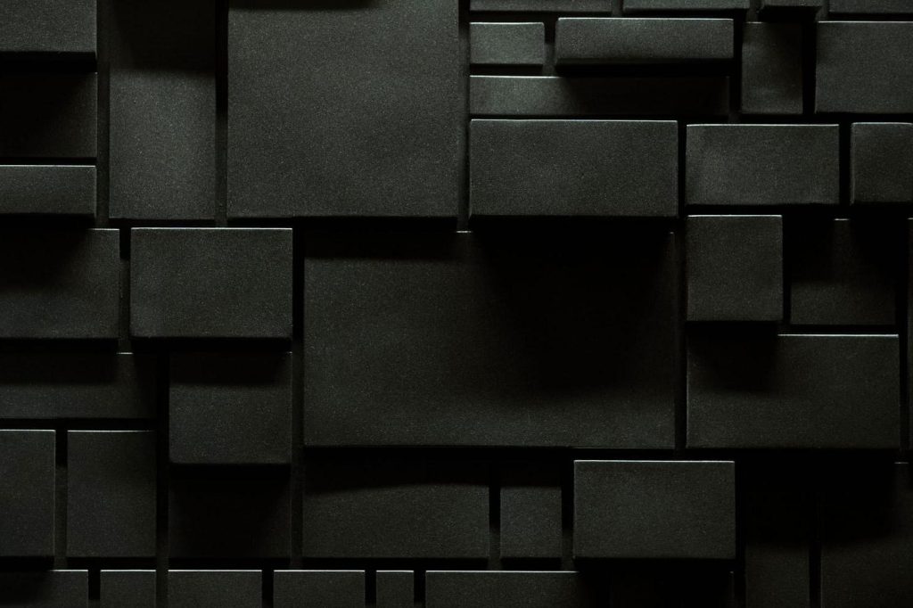 
                                                Brick : ce thriller Netflix en huis clos est déjà comparé à "La Plateforme"
                    