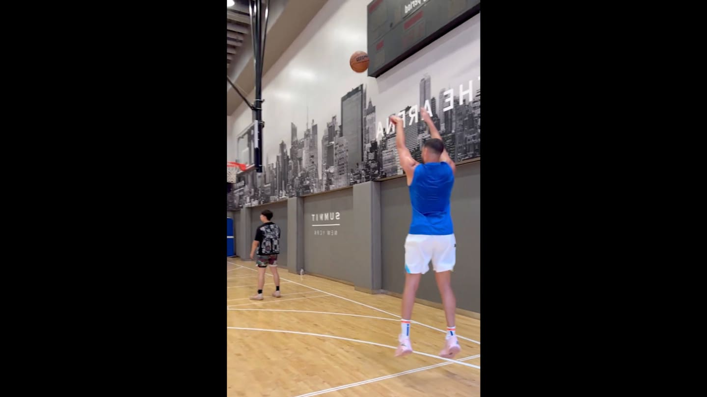 Mavs' Klay Thompson Drains an Absurd Number of Threes in Hype New Video