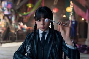 Mercredi saison 2 : une bande-annonce ébouriffante est sortie, quand revient la série sur Netflix ?