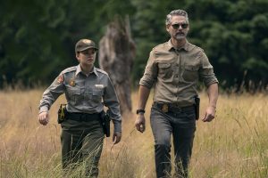 Une nature sauvage : de quoi parle la nouvelle série policière avec Eric Bana sur Netflix ?