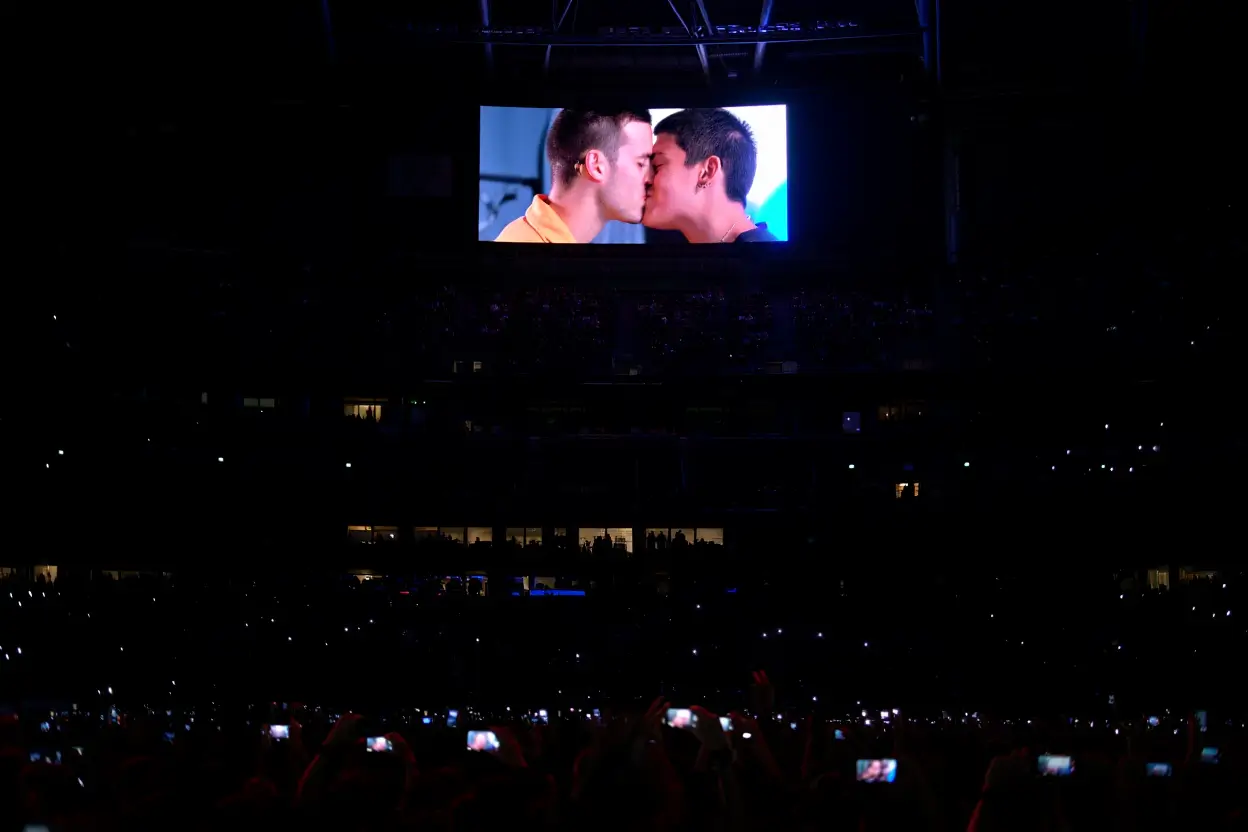 Top 7 Coldplay Kiss-Cam Aftershocks Still Rocking 2025 - What Changes