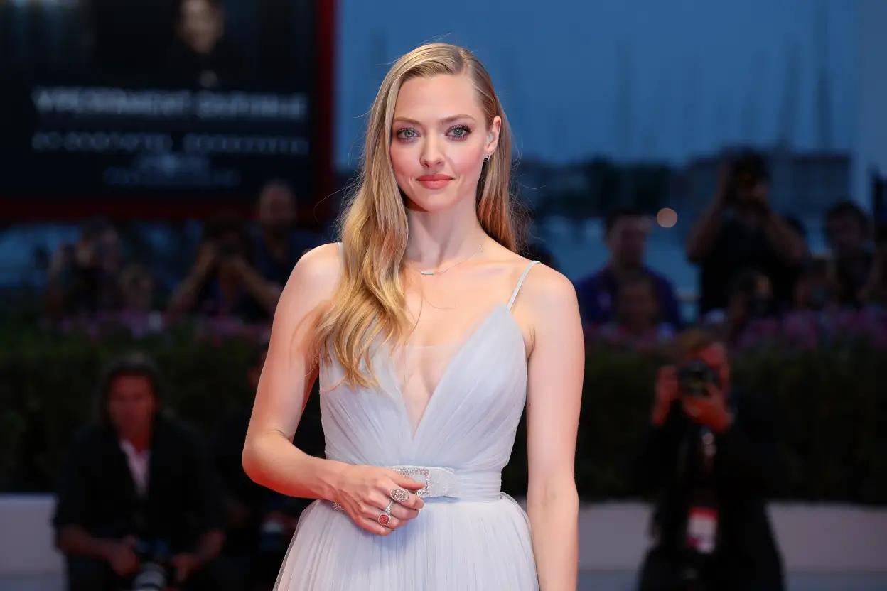 Amanda Seyfried’s “I’ve Never Been Let Loose” Reveals Her Radical Venice Turn