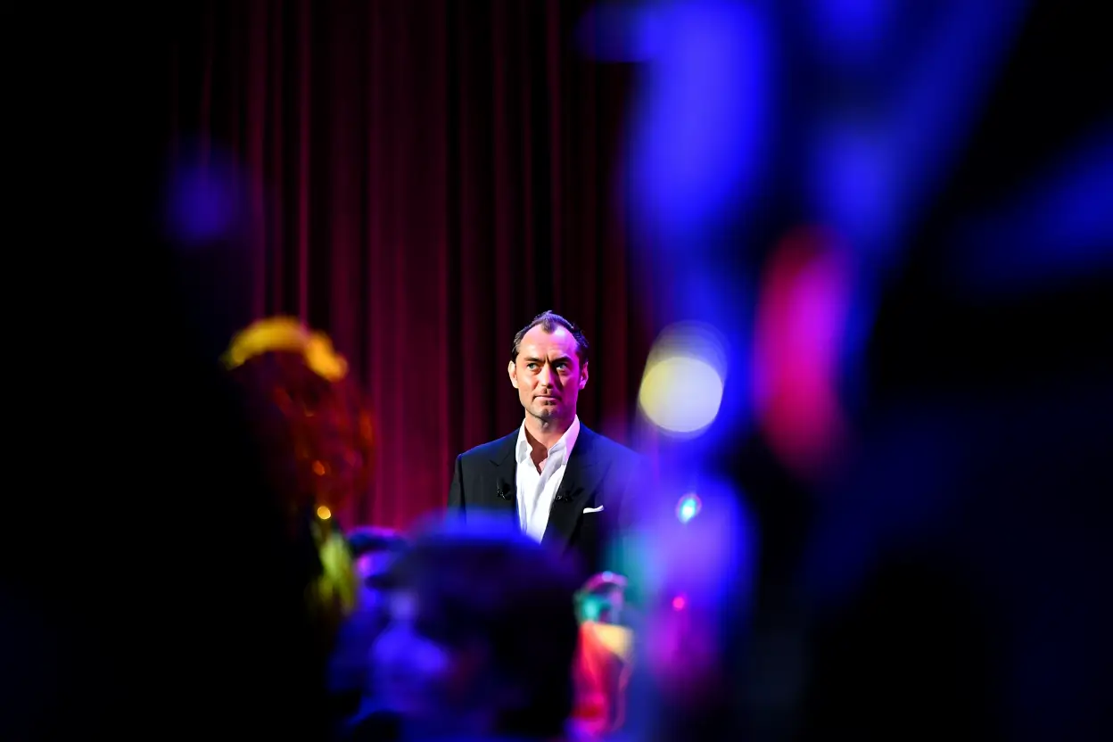 10-Minute Ovation For Jude Law As Putin: Why Venice Reaction Could Shift 2025 Awards