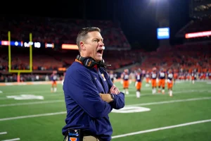 “I Can't Repeat What I Said At Halftime” Sparks Split Over Illinois' 2025 Tone