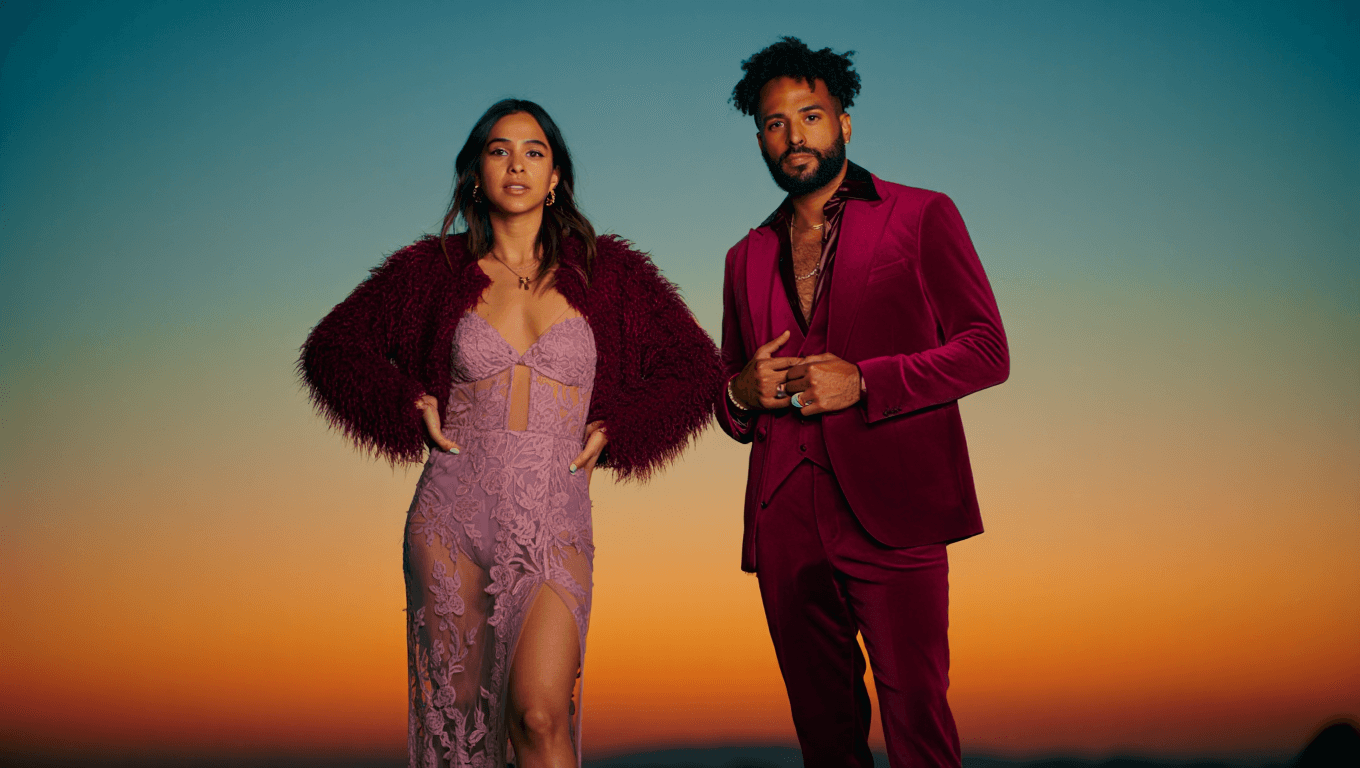 Jenna Ortega gets tearful honoring stylist at InStyle Imagemaker Awards Oct 23