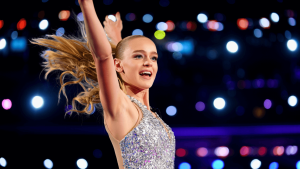 7 Showgirl Moves That Redefine Music And Film In 2025: Here’s Why