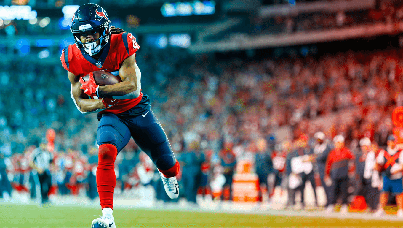 Woody Marks suffers leg injury in third quarter vs Bills, uncertain status