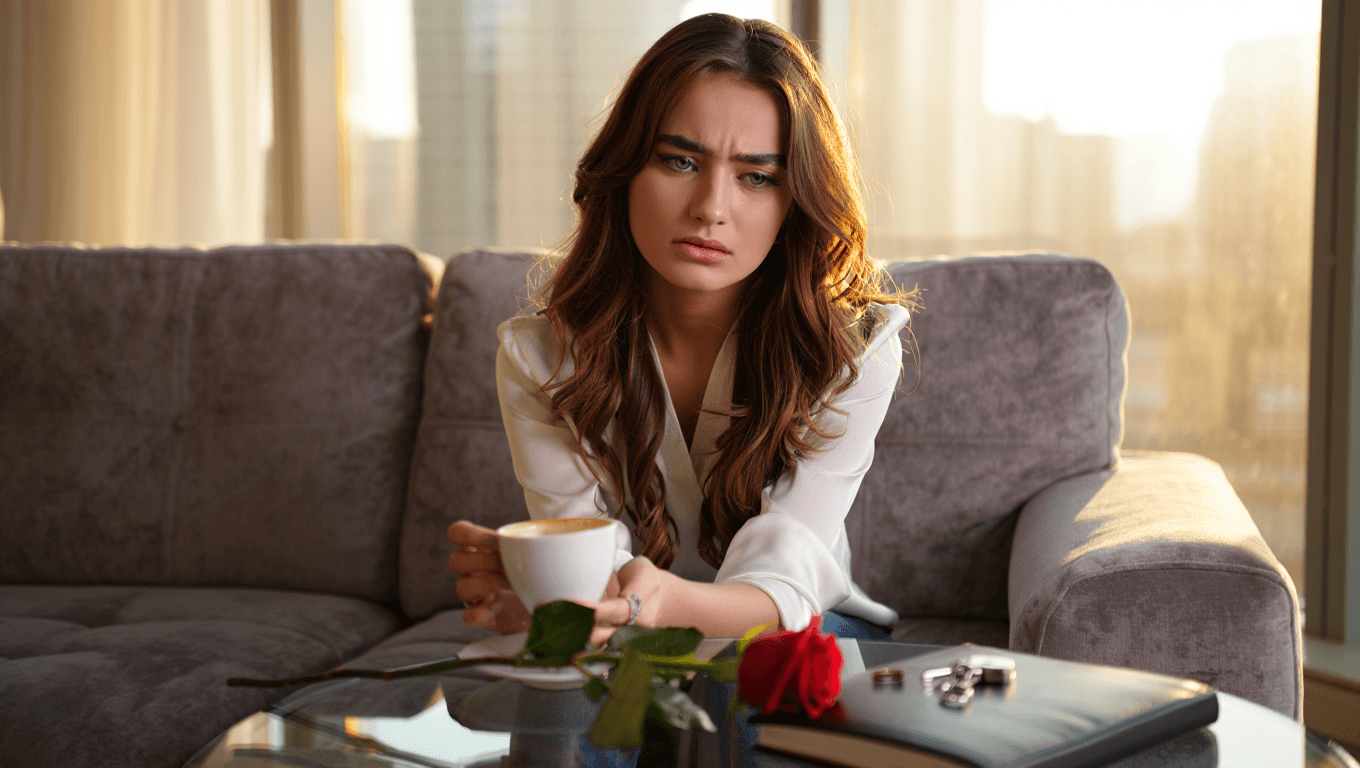 3 hábitos que impiden encontrar el amor, según un psicólogo