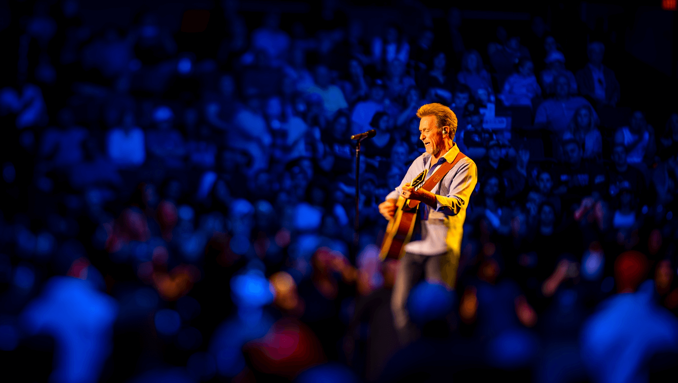CMA Awards 59th: Vince Gill honors Willie Nelson Lifetime Achievement Award Nov. 19