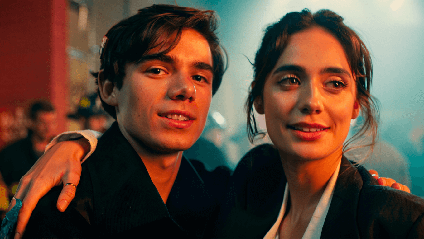 Fire Country cast reunites: Max Thieriot's SEAL Team wife returns Dec 12