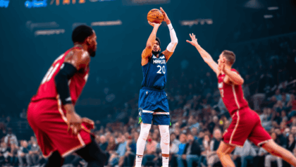 Karl-Anthony Towns erupts for 39 points, Knicks stun Heat 140-132