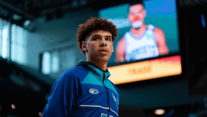 LaMelo Ball denies trade rumors with clown emoji amid Hornets' disappointing 4-11 start