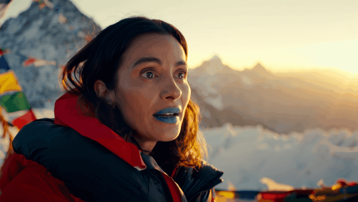 60 Minutes Overtime reveals behind-the-scenes challenges of filming on Mount Everest with Cecilia Vega