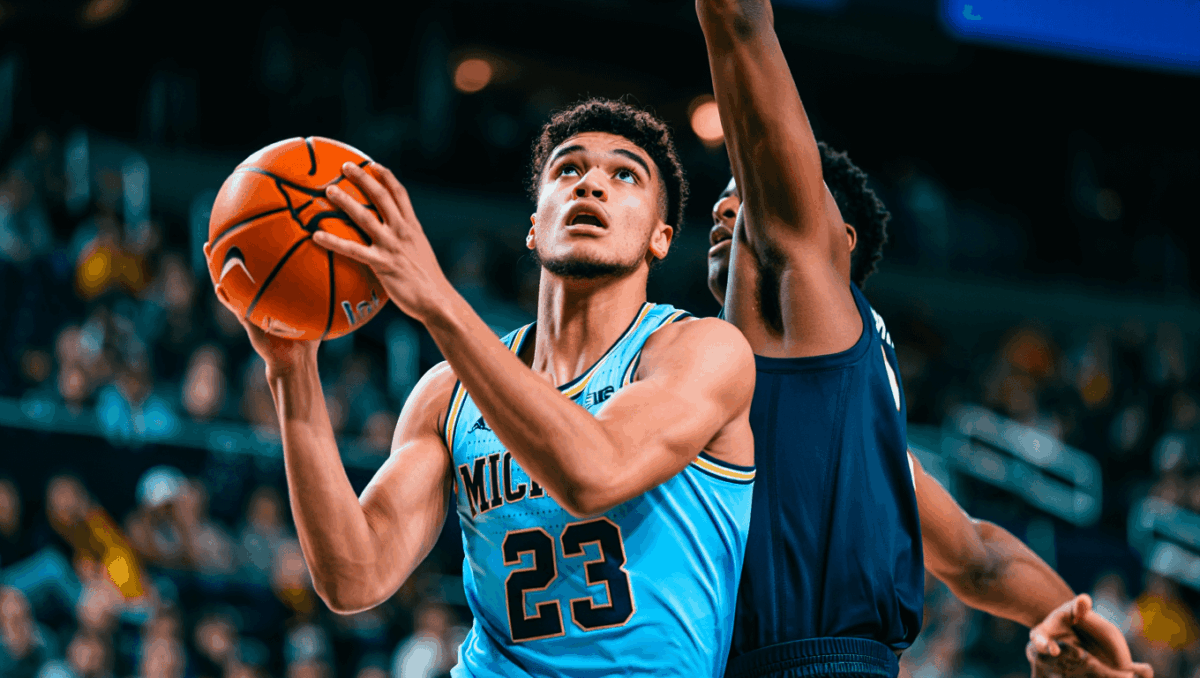 La Salle battles No. 2 Michigan tonight seeking upset at Crisler Center