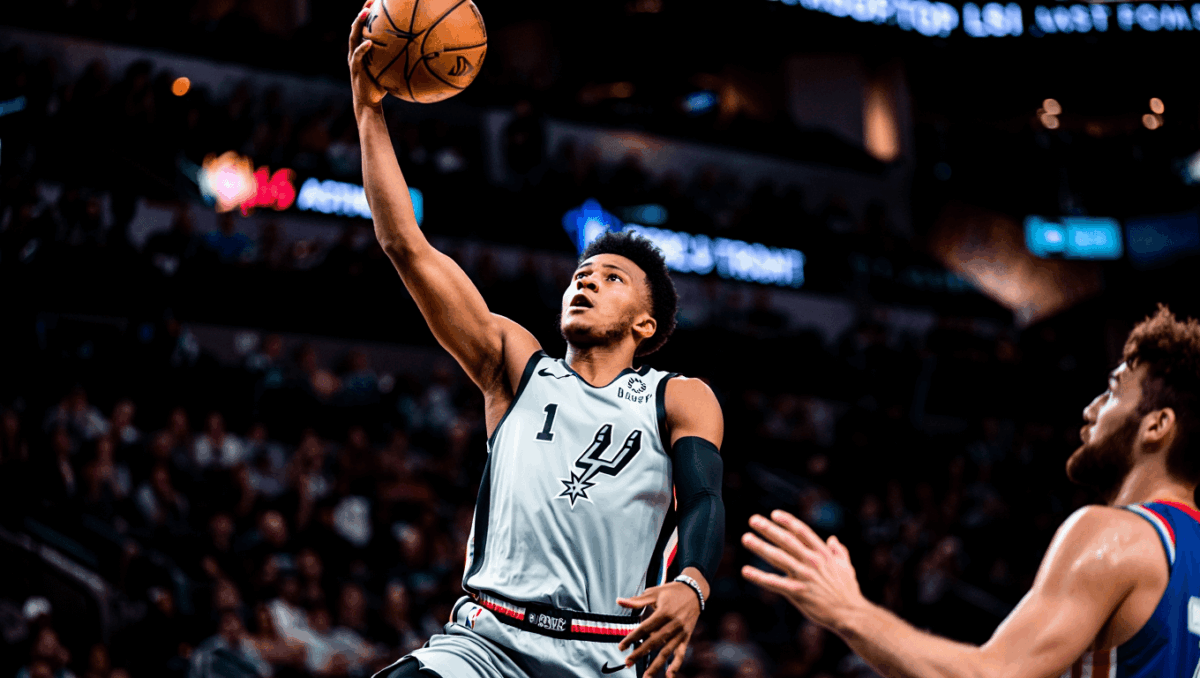 Sports prediction experts back Spurs to shock Knicks in NBA Cup final