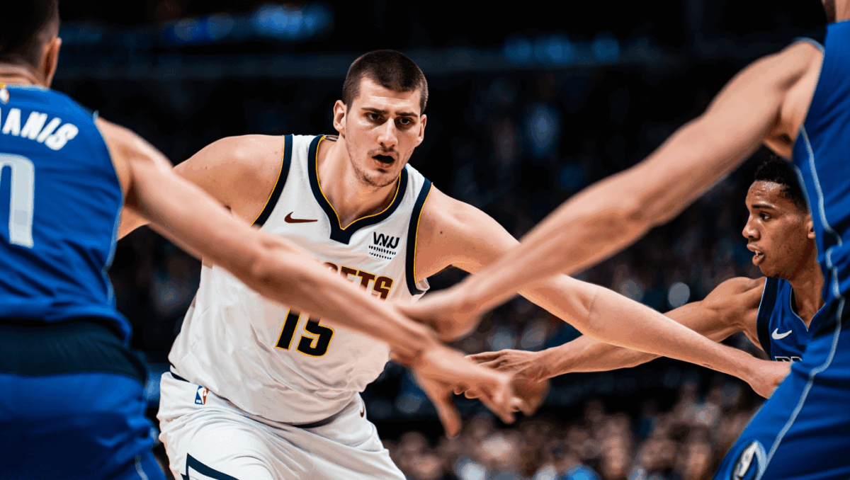 Nuggets face Mavericks tonight as Denver seeks 12th straight road win, Jokic eyes historic triple-double milestone