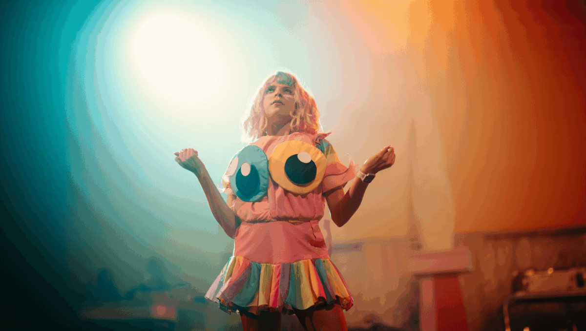 Snow Cone sparks Mischa Barton guesses, judges debate identity on The Masked Singer