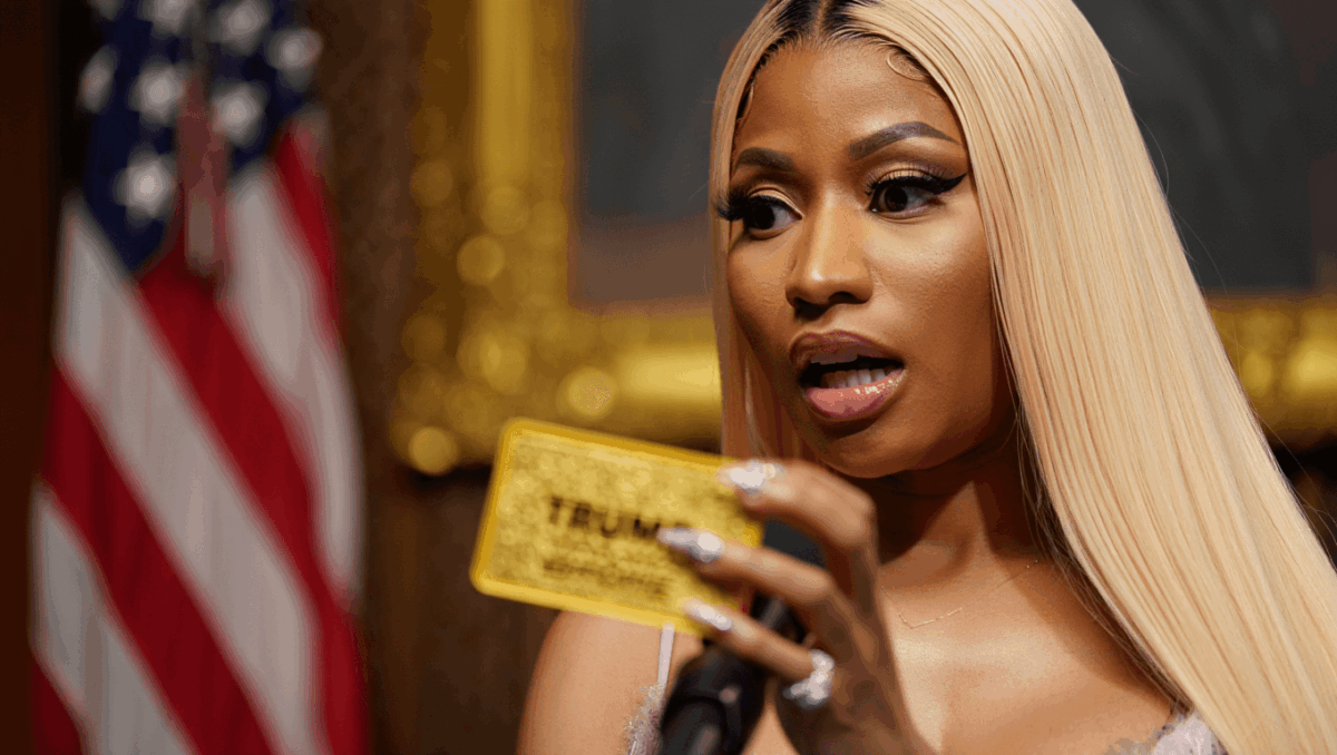 Nicki Minaj gold card revealed as Trump memento, not valid visa